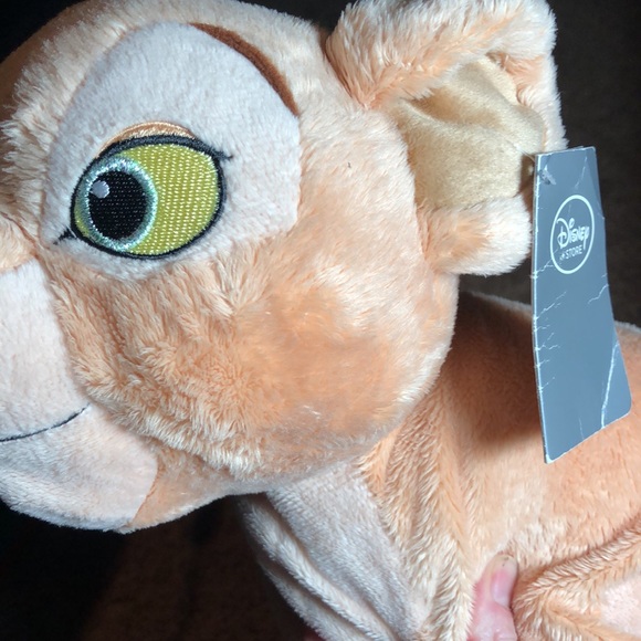 Disney lion stuffie - Picture 2 of 5